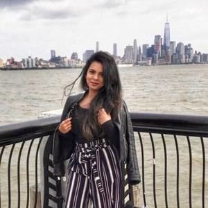 Meet your Posher, Maliha